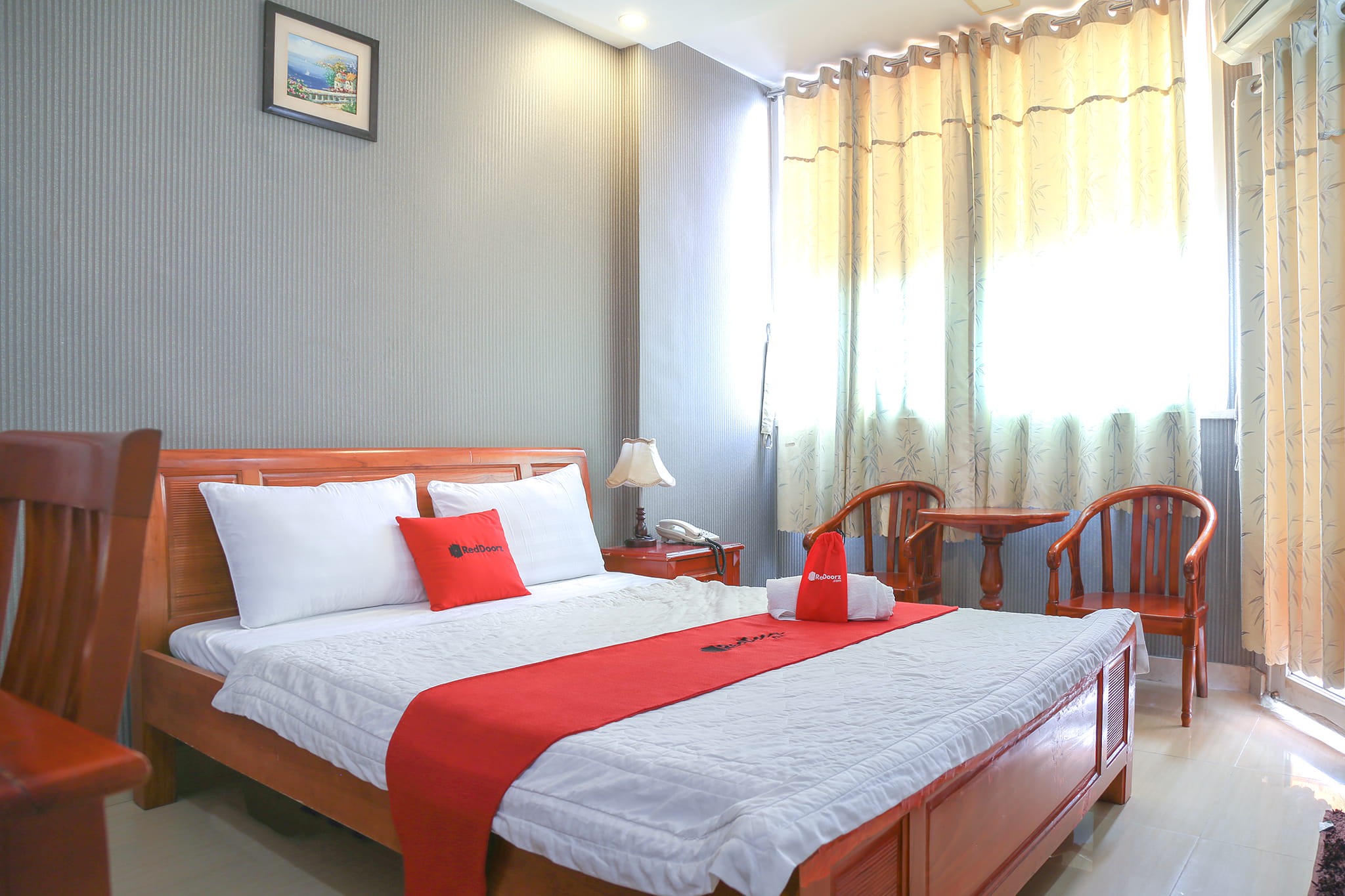 Reddoorz Plus Near Hoang Van Thu Park 1