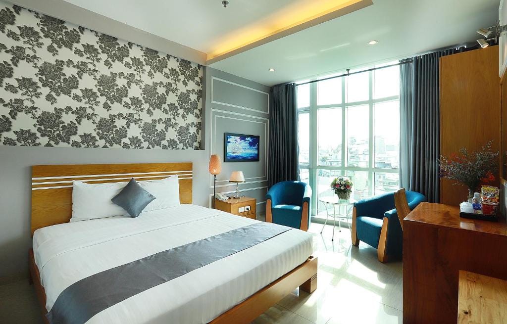 Lucky Star Hotel 266 Đề Thám