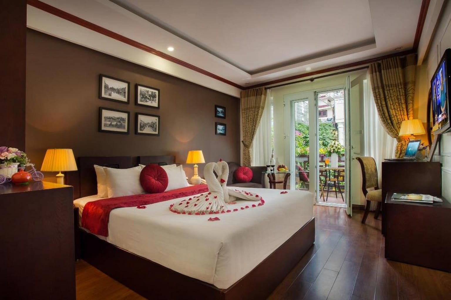 Khách Sạn Hanoi Paradise Hotel Spa